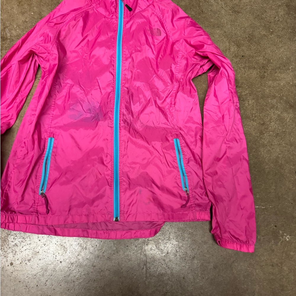 The North Face pink windbreaker Jacket size large women’s - Picture 3 of 8